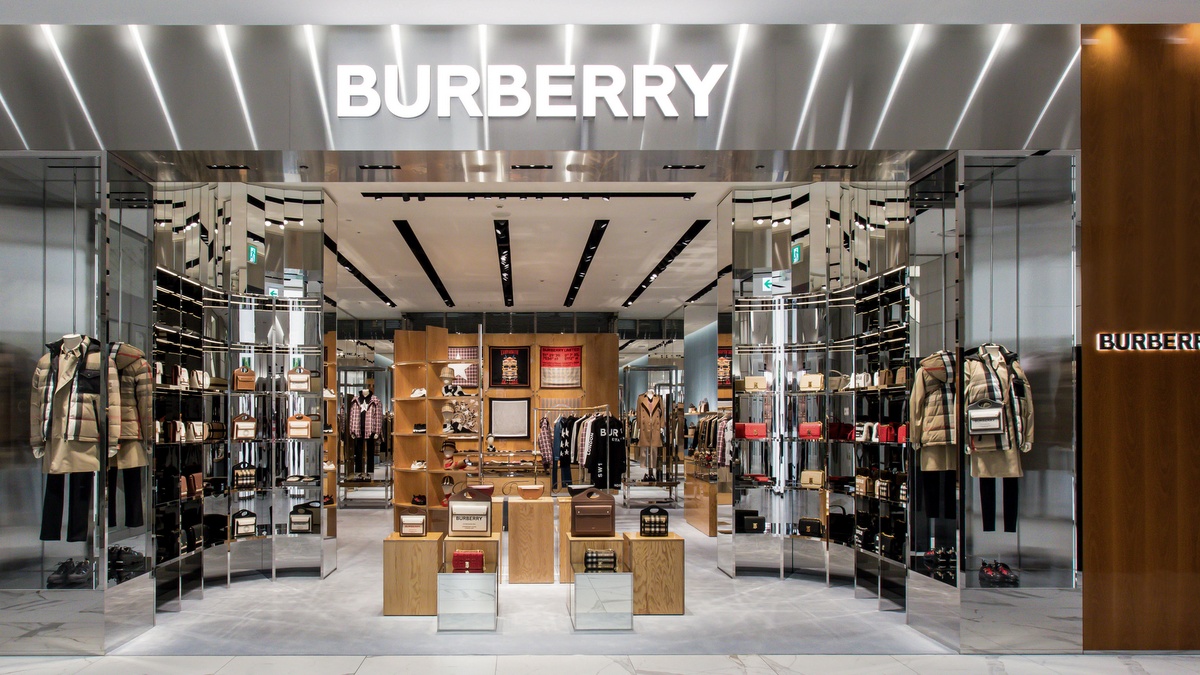 “Burberry Shinsaibashi Parco” opens on November 20