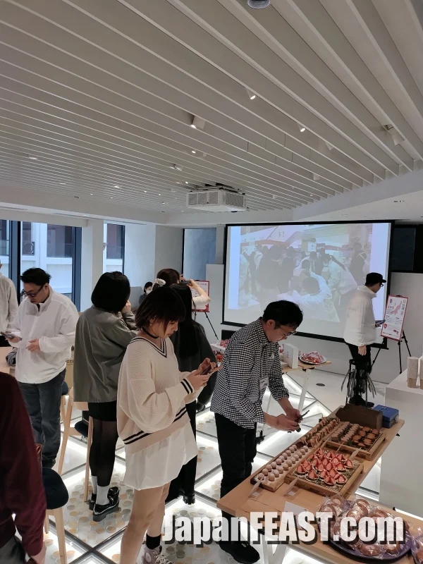 Echigohime Strawberries: Taste Niigata's Sweetest Treasure in Ginza